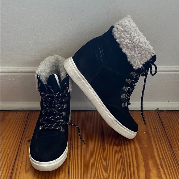 Madden Girl Black and Cream Winter Boots - Picture 4 of 7